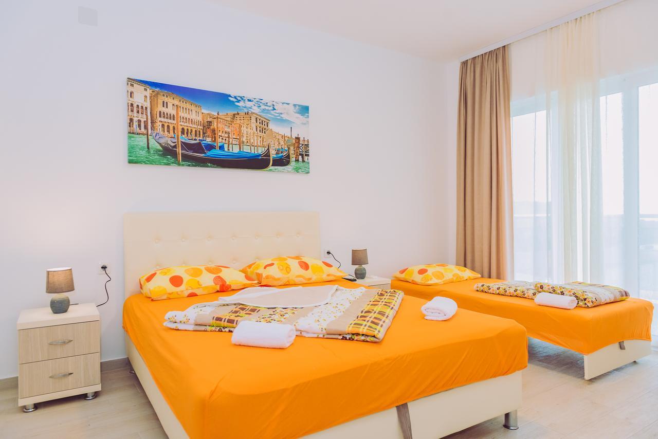 Apartments Krstovic Sutomore Luaran gambar