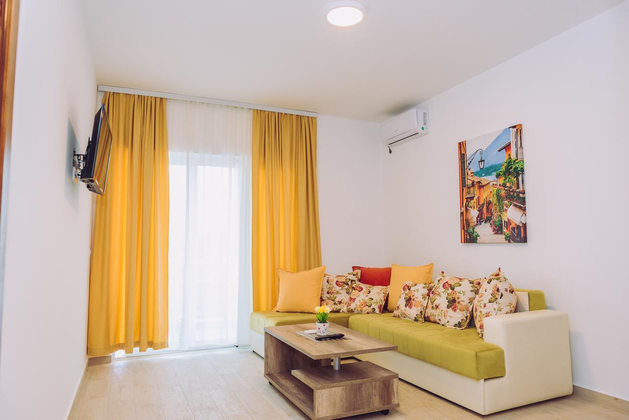 Apartments Krstovic Sutomore Luaran gambar