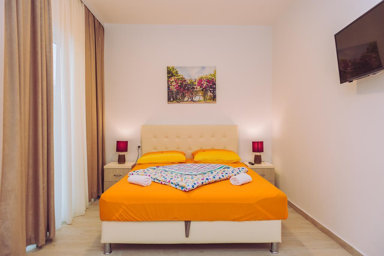 Apartments Krstovic Sutomore Luaran gambar