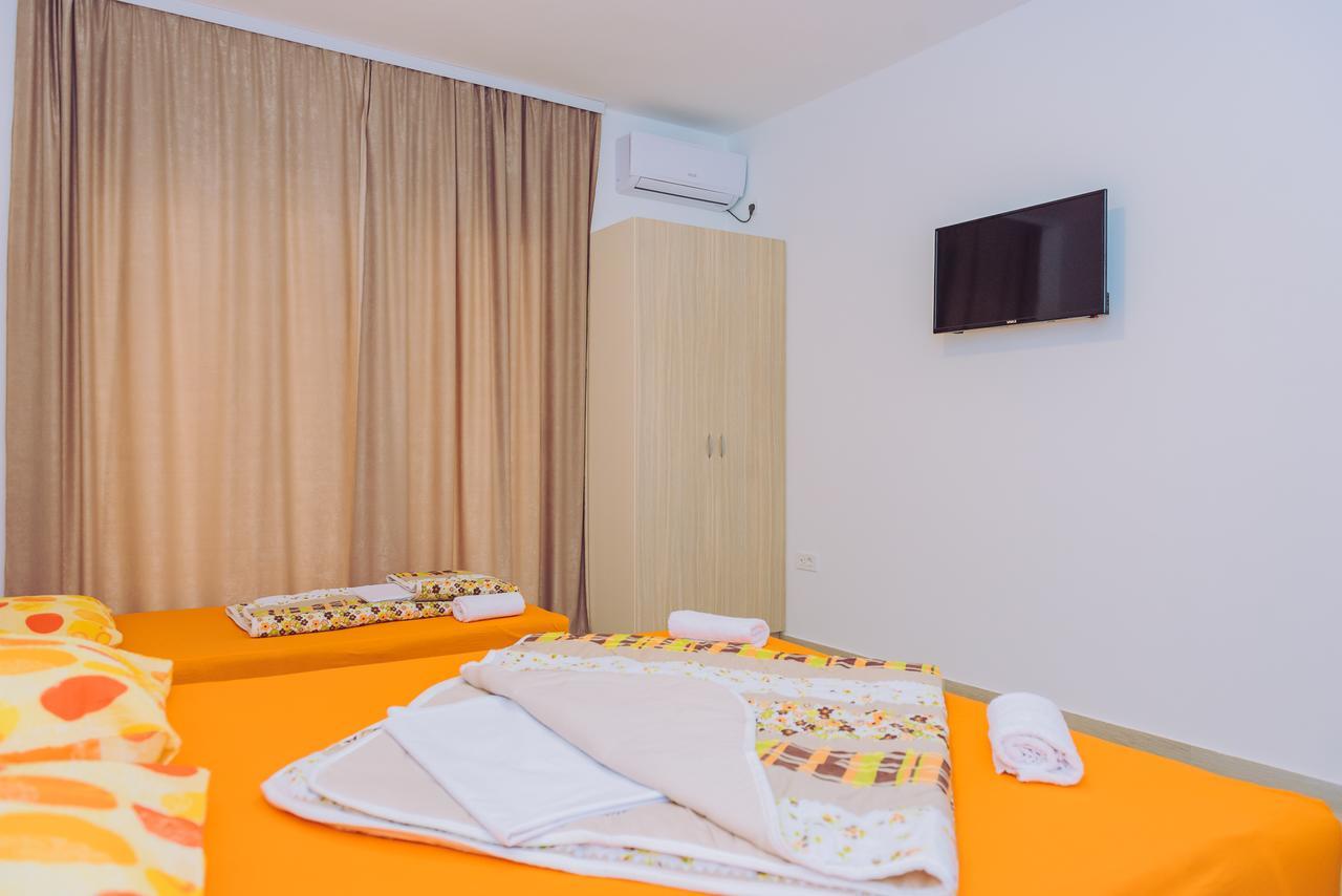 Apartments Krstovic Sutomore Luaran gambar